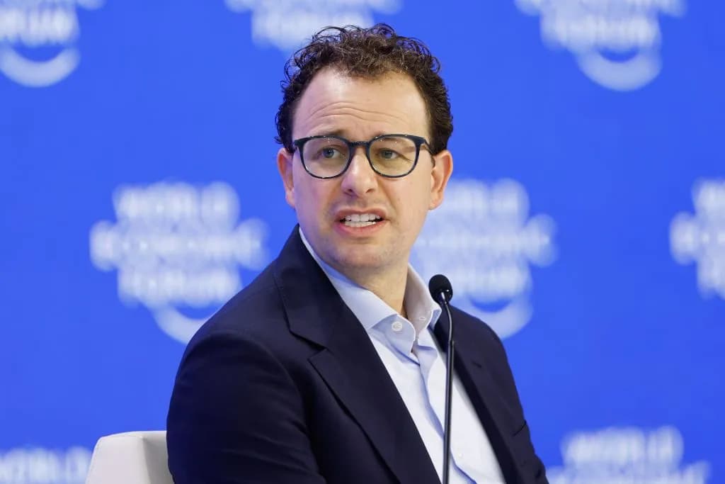 عکس مطبوعاتی مرتبط با پوشش TechCrunch از شراکت Anthropic و Accenture — Stefan Wermuth / Bloomberg via Getty Images